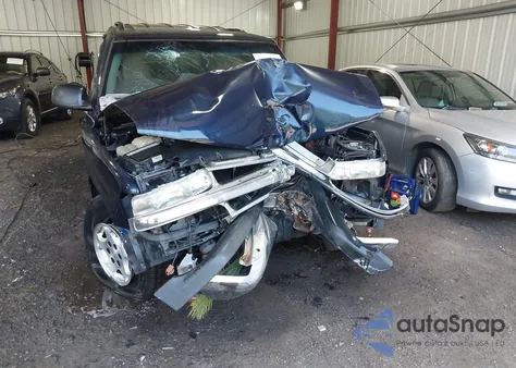 2004 Chevrolet Tahoe Ls from USA, damaged, VIN 1GNEC13VX4R225156